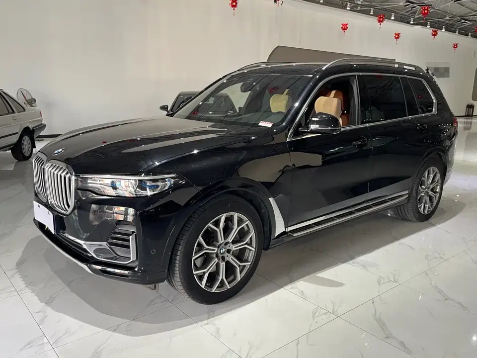 BMW X7 xDrive40i Premium Luxury Package 2022