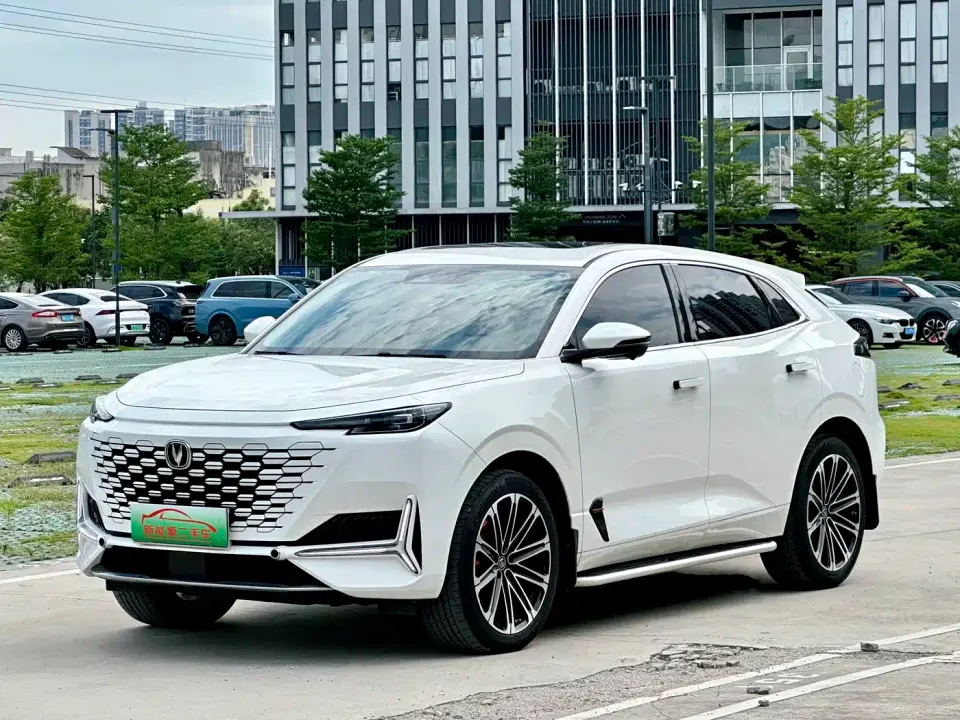 Changan UNI-K iDD Blue Whale iDD 130km 1.5T Premium 2022