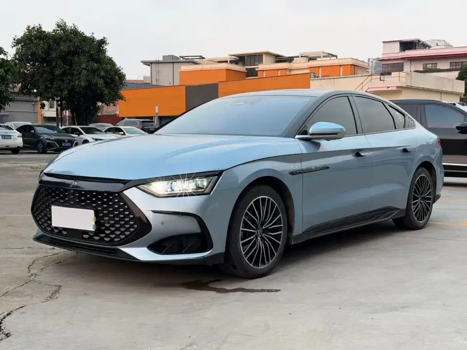 BYD Han DM-i Champion Edition 121KM Honor 2023