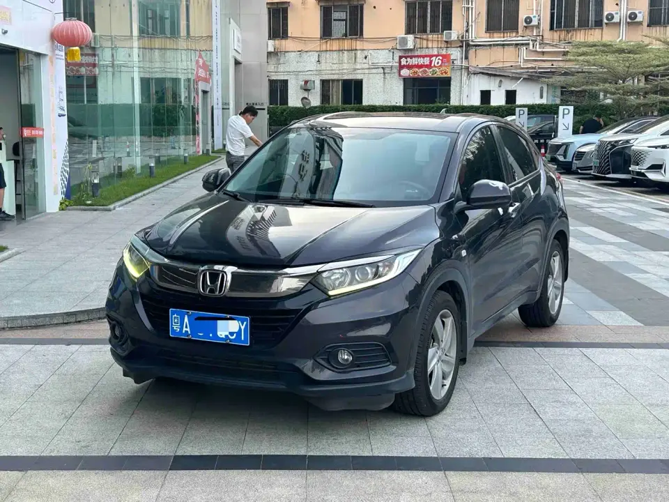 Honda Vezel 220 TURBO CVT Elite 2021