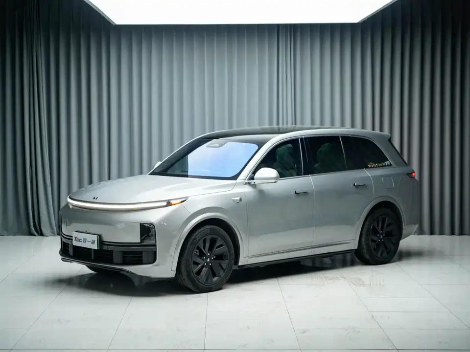 Li Auto Li L8 Pro 2023