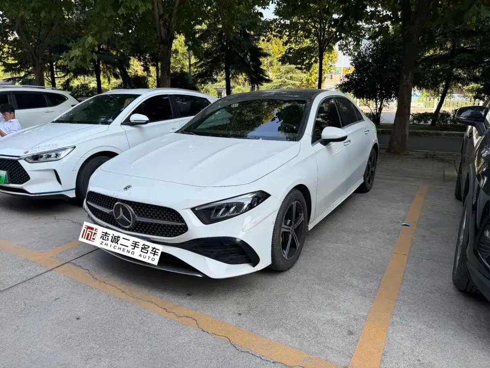 Mercedes-Benz A-Class Facelift A 200 L Fashion 2025