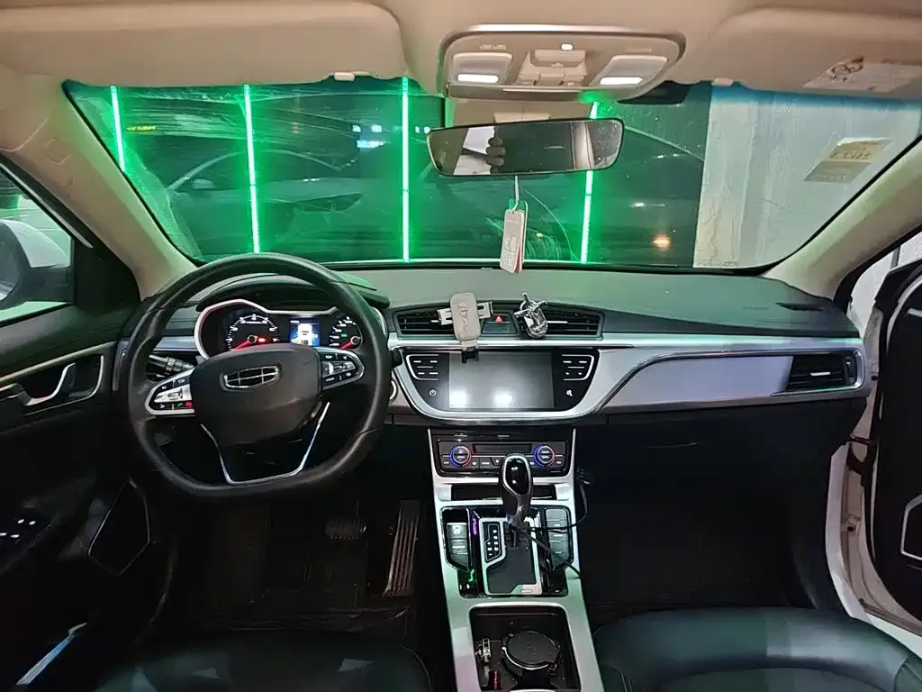 Geely Emgrand GL 1.4T CVT Elite Smart Enjoy Edition 2019 — фото 14