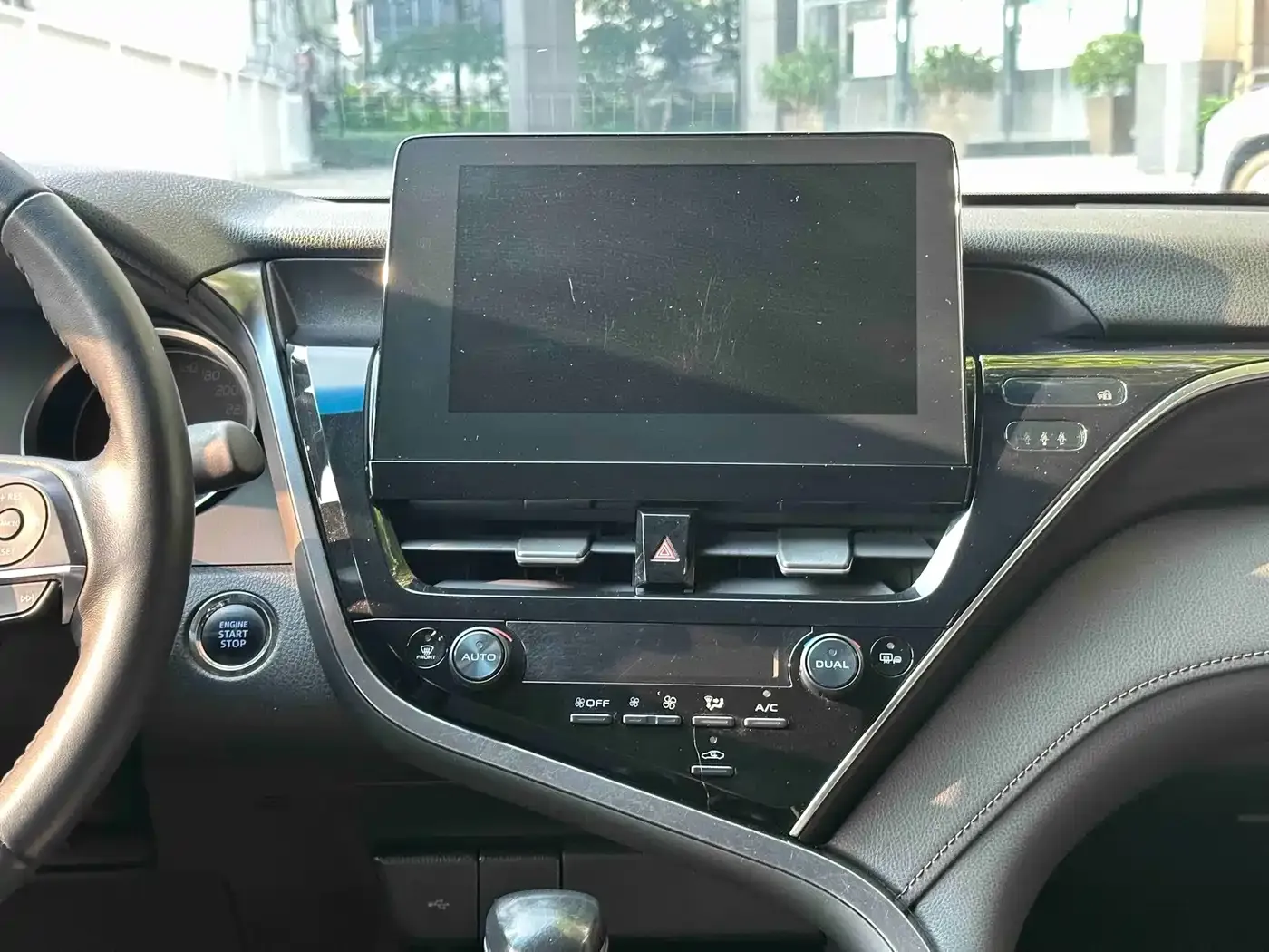 Toyota Camry 2.0G Luxury Edition 2023 — фото 17