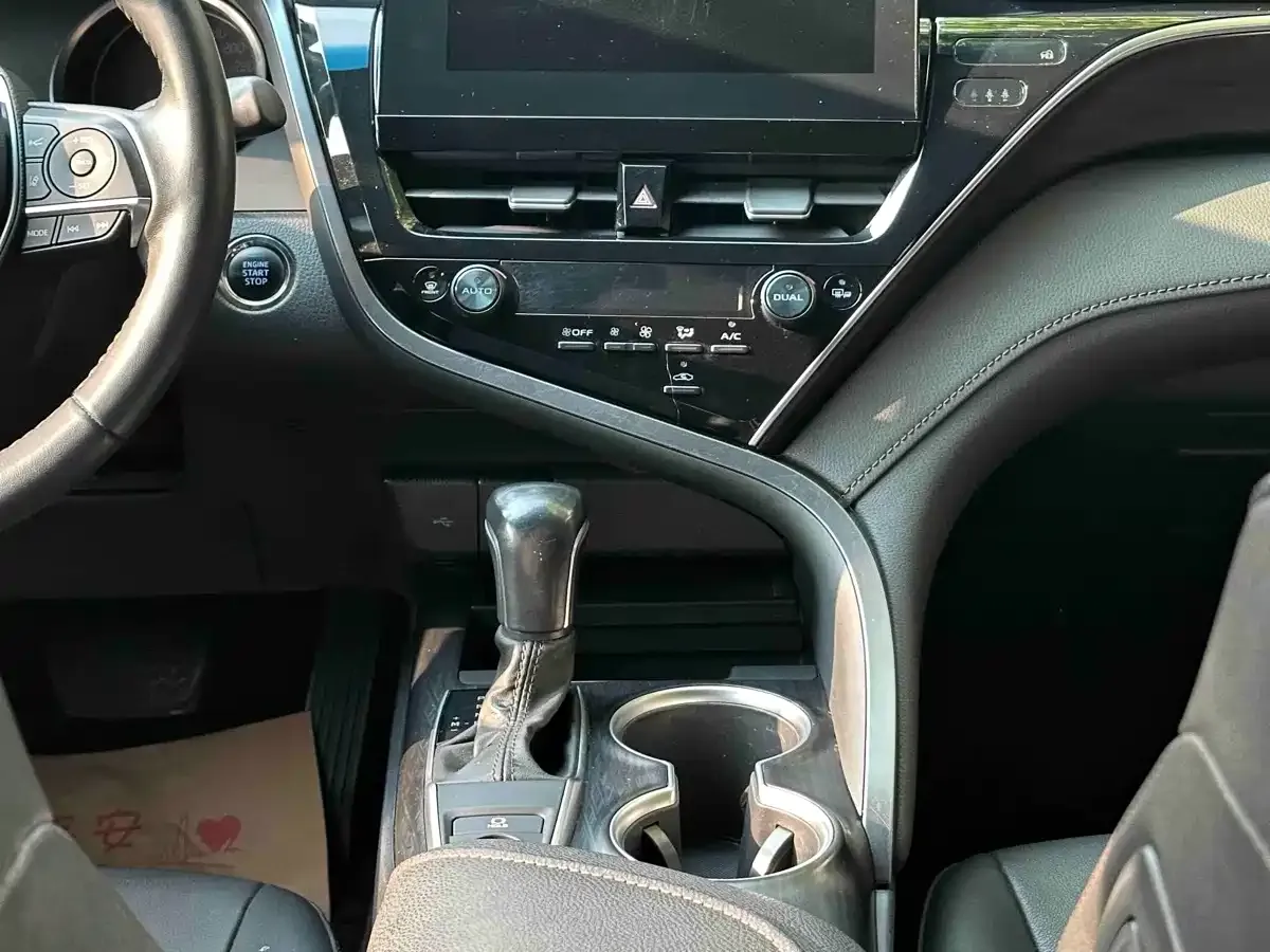 Toyota Camry 2.0G Luxury Edition 2023 — фото 20