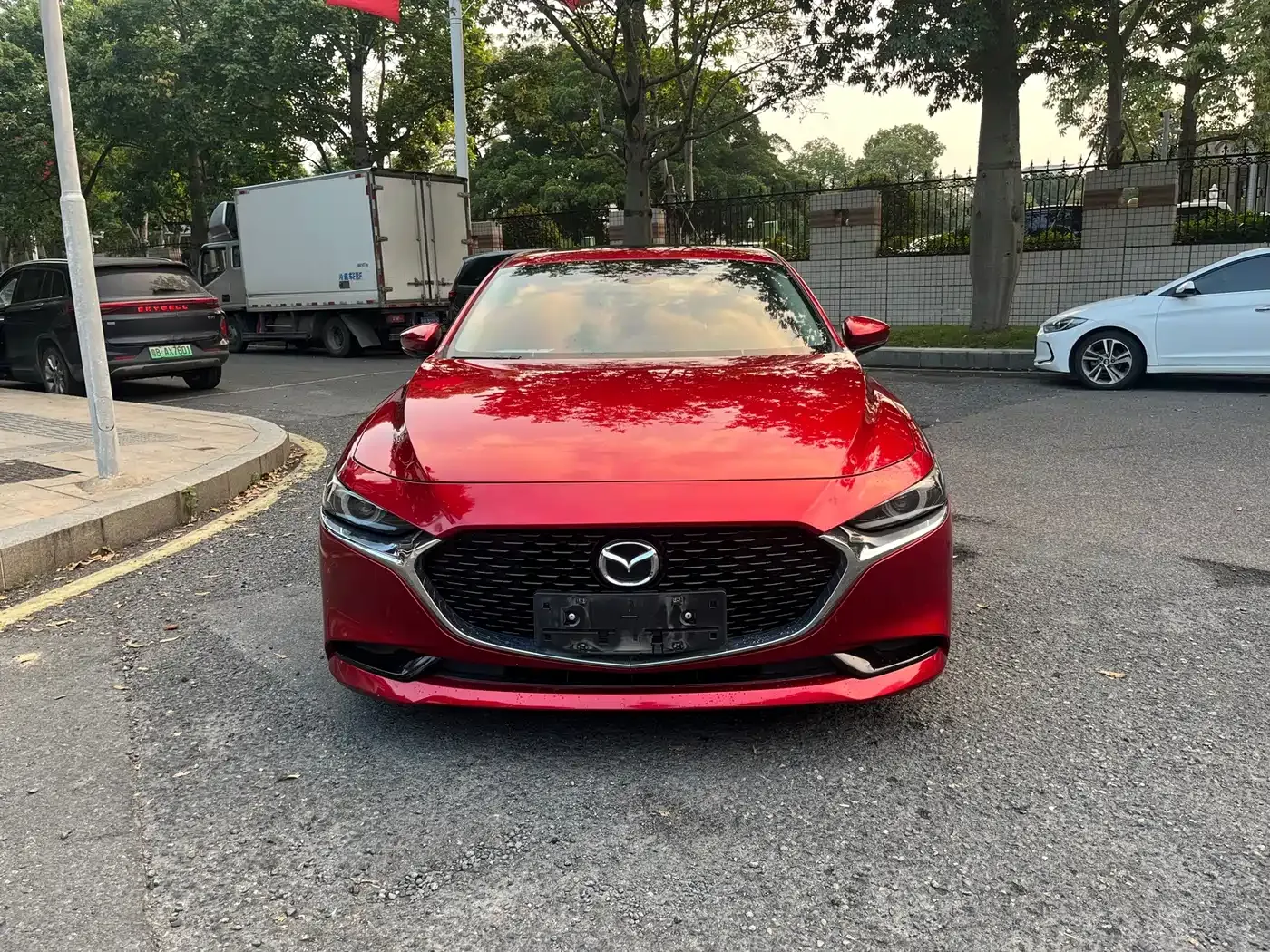 Mazda Mazda3 Axela 2.0L Automatic Zhi Hao Edition 2020 — фото 2