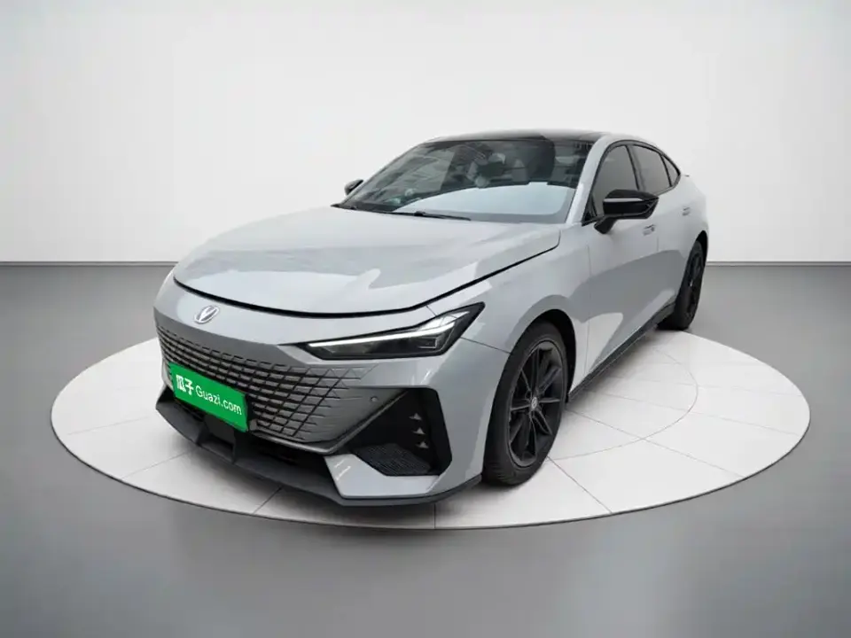 Changan UNI-V 1.5T Premium Model 2022