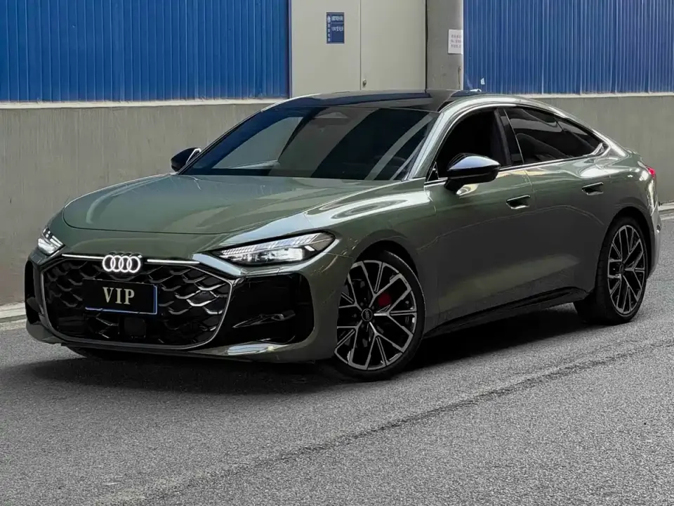 Audi A5L Sportback Limited Edition TFSI quattro 150kW Red Fortune 2025