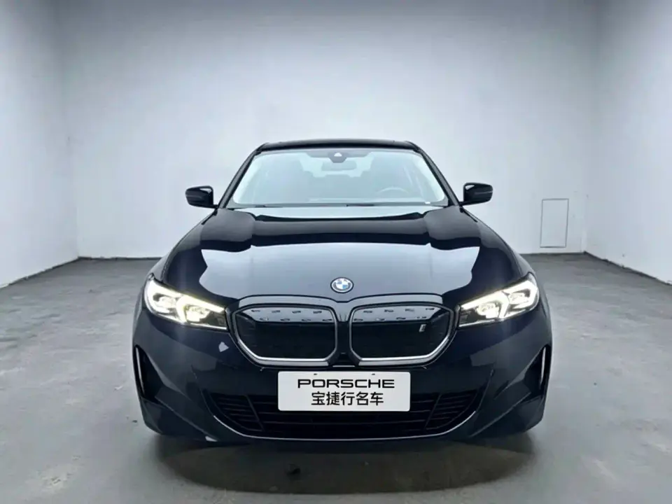 BMW i3 eDrive 35 L 2024