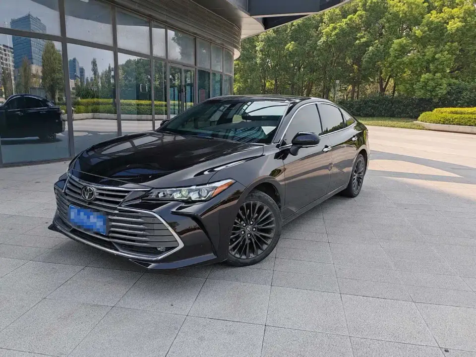 Toyota Avalon 2.0L XLE Premium Edition (China VI) 2021