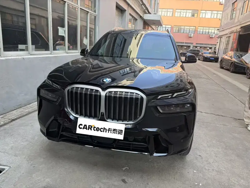 BMW X7 xDrive40i Exclusive M Sport Package 2024