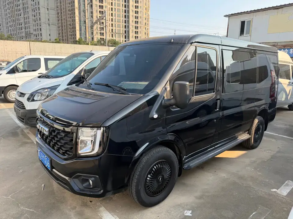 Jiangling JMC Fushun Model 2.0T 8AT Diesel Short Wheelbase Low Roof Commercial MPV 5/6 Seats Dual-opening Tailgate 2024