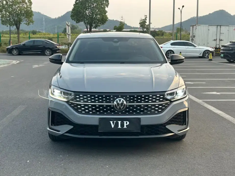 Volkswagen Lavida 300TSI DSG Starlight Full Comfort Edition 2023
