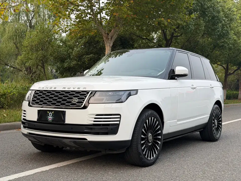 Land Rover Range Rover 3.0 L6 360PS Heritage Edition 2022