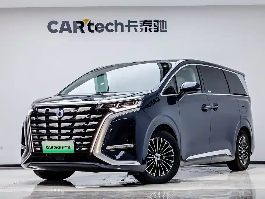 Denza D9 DM-i 970 AWD Flagship 2023