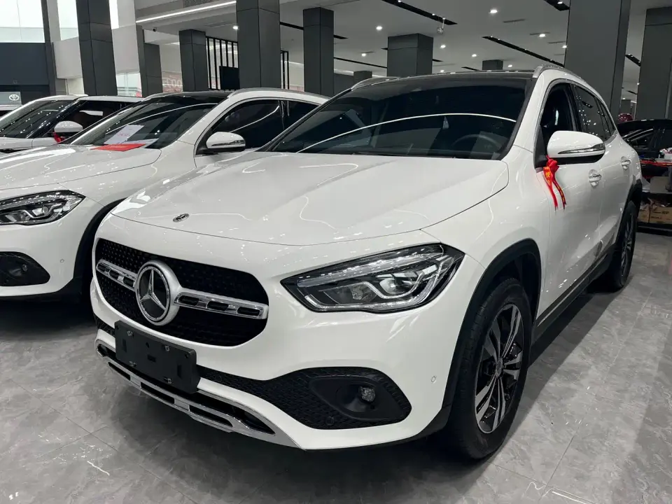 Mercedes-Benz GLA-Class GLA 200 2020
