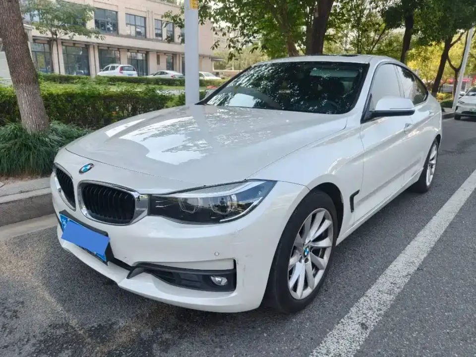 BMW 3 Series GT 320i Fashion 2019