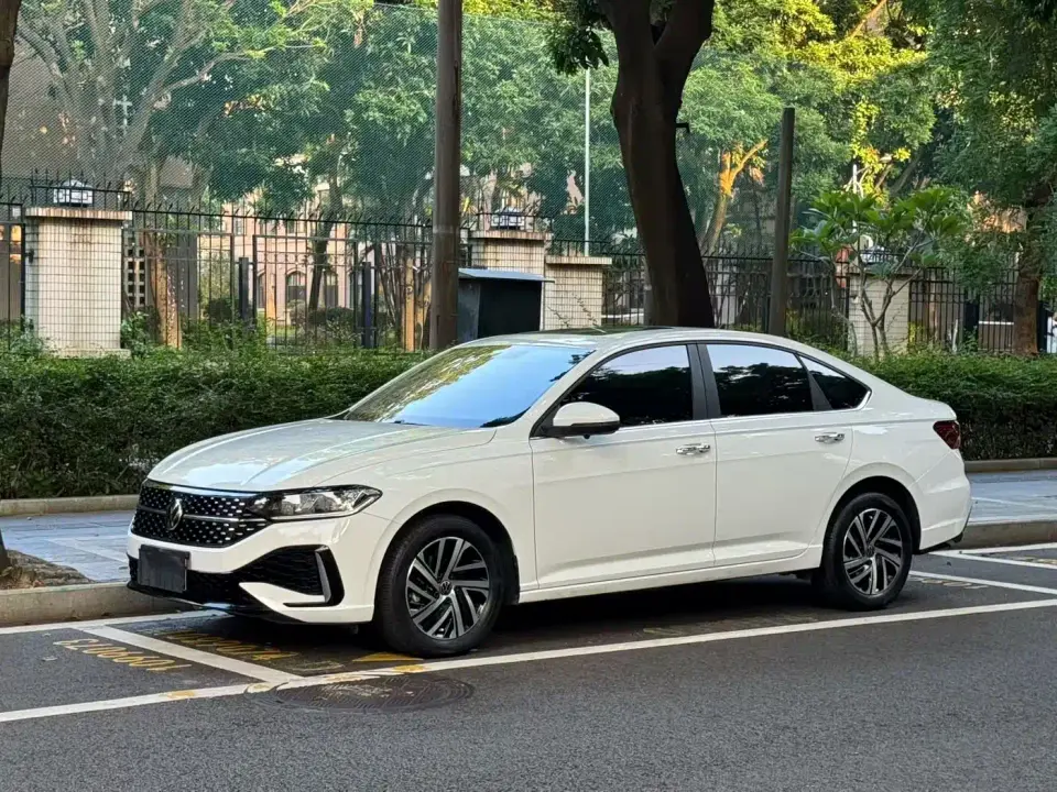 Volkswagen Lavida Model 1.5L Automatic Starlight 5 Million Edition 2024