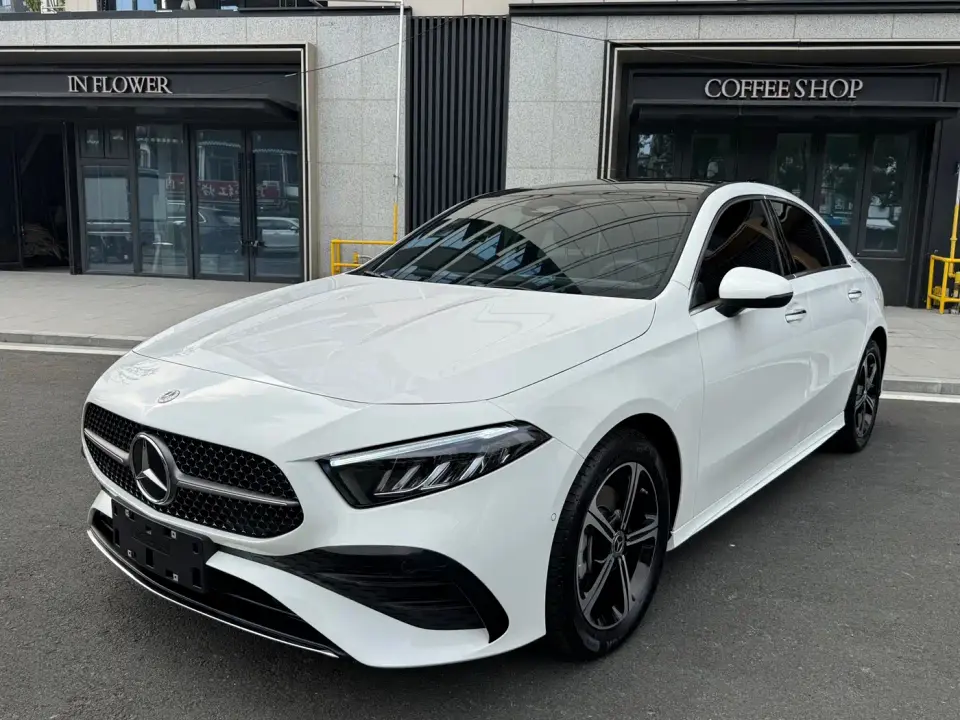 Mercedes-Benz A-Class Facelift A 200 L Fashion Edition 2025
