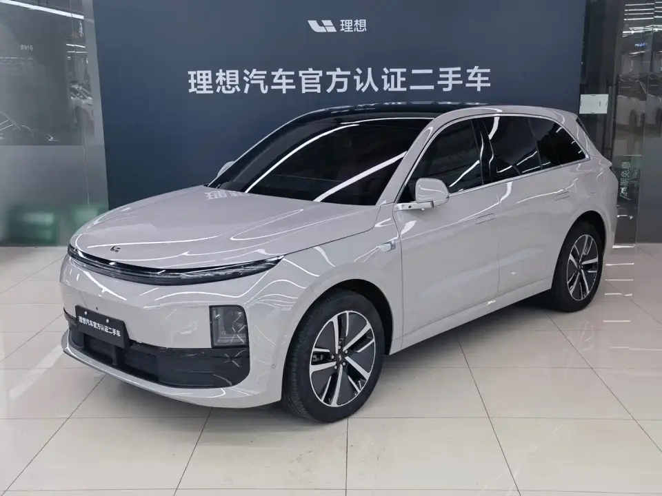 Li Auto L6 Pro 2025