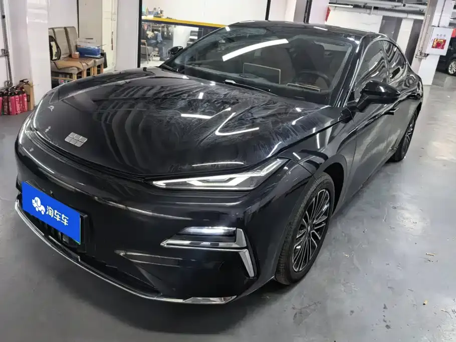Geely Galaxy Galaxy Xingyao 8 130km EM-i Premium Edition 2026