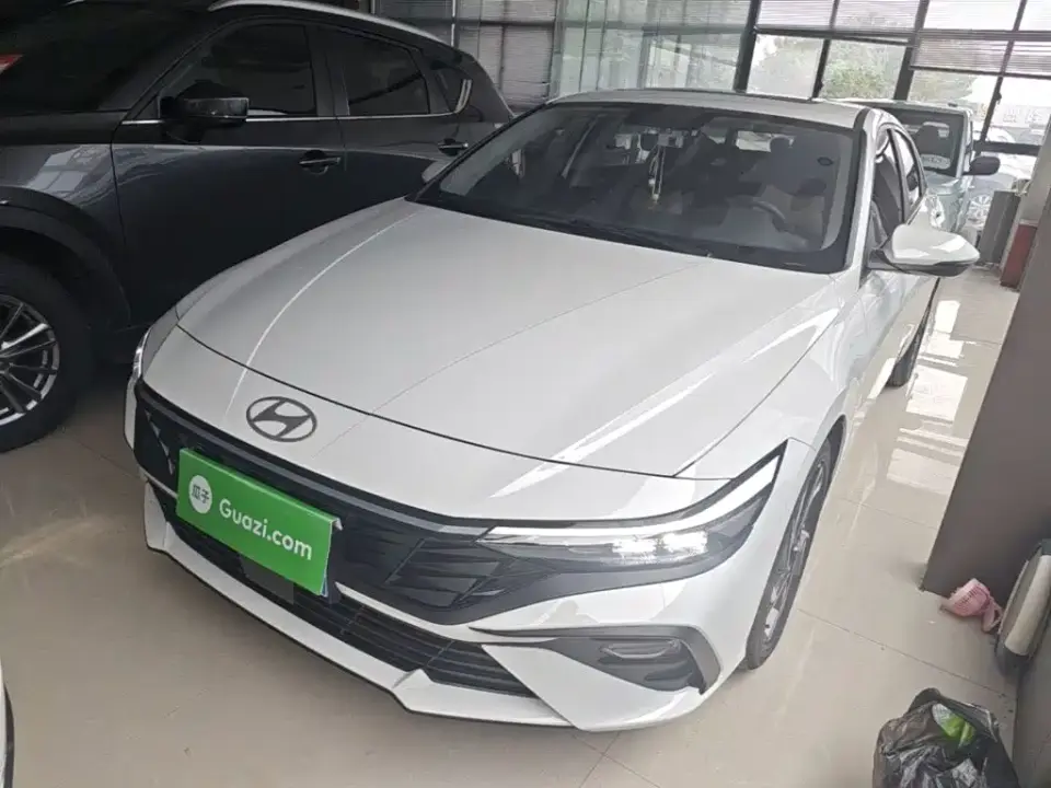 Hyundai Elantra 1.5L CVT GLX Elite Edition 2025