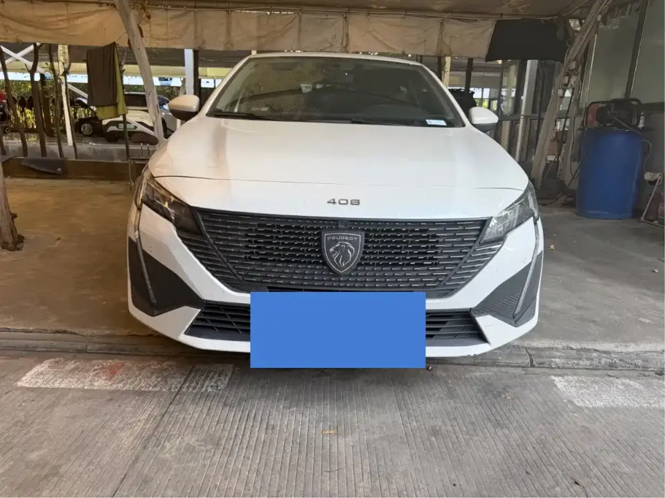 Peugeot 408 1.6T Light Chaser Edition 2023