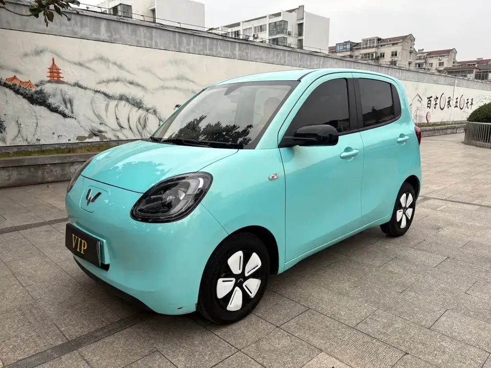 Wuling Motors Hongguang MINIEV 4-Door Premium Edition 2025