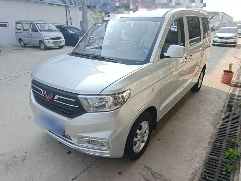 Wuling Motors Wuling Hongguang V 1.5L Dynamic Luxury Edition Hydraulic Power Steering LAR 2024