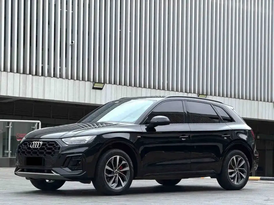 Audi Q5L Model 40 TFSI Luxury Dynamic 2024