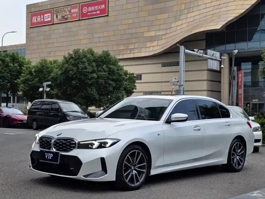 BMW 3 Series 325Li M Sport Package 2024
