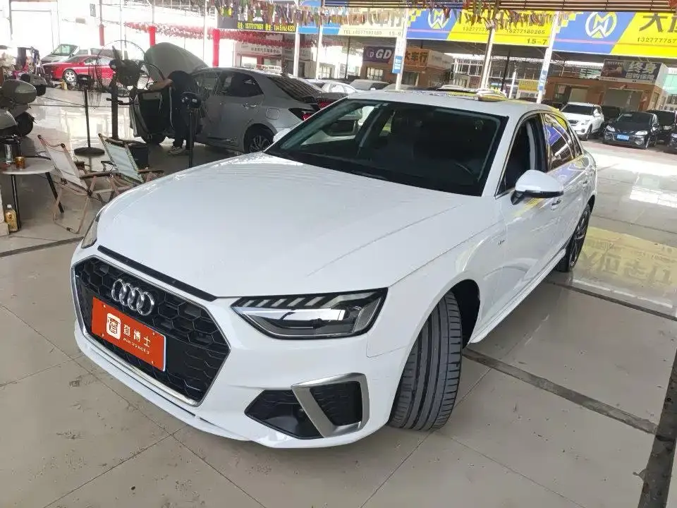 Audi A4L 40 TFSI Fashion Dynamic 2022