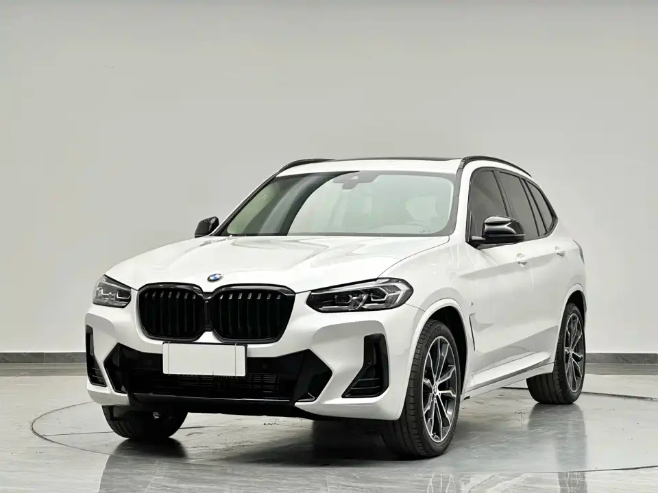 BMW X3 xDrive30i Leading M Night Package 2024