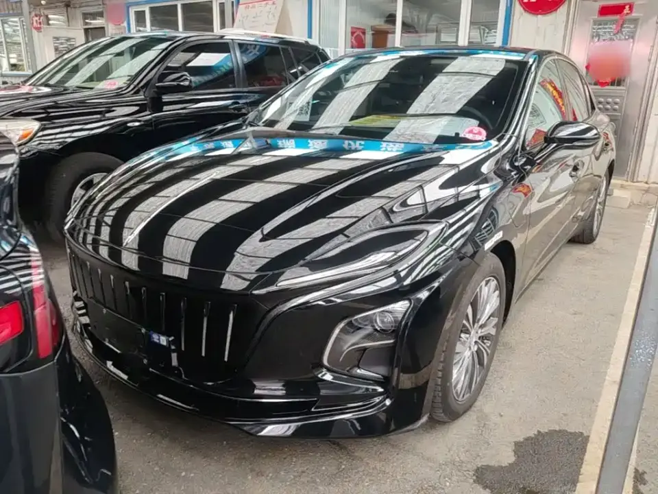 Hongqi E-QM5 620km PLUS 2023