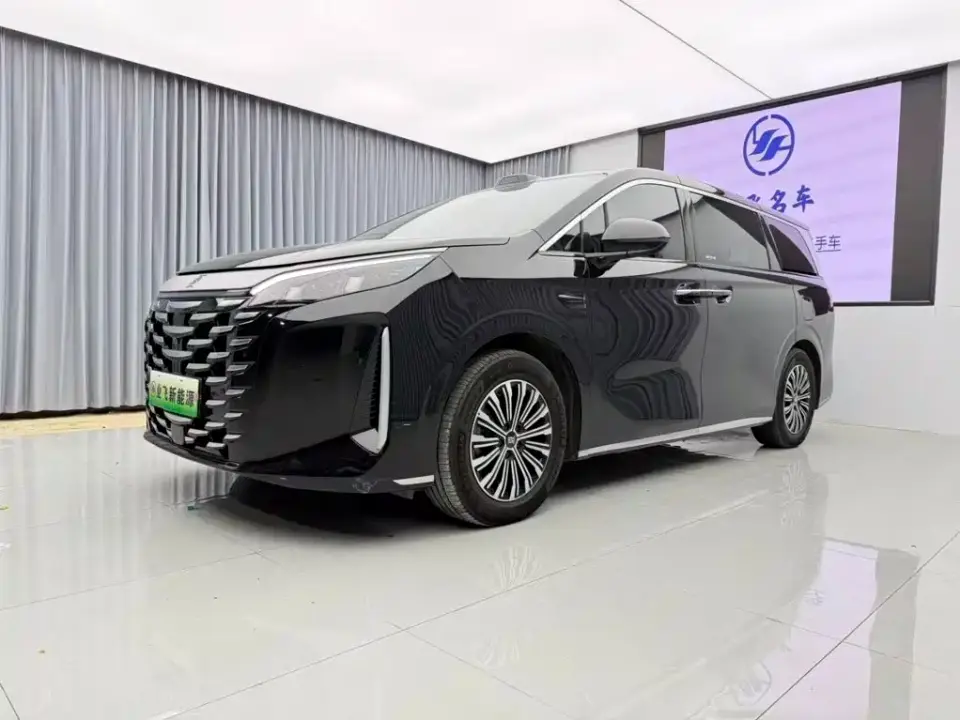 BYD Xia DM-i 1.5T 218km Premium 2025