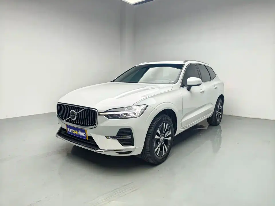 Volvo XC60 B5 AWD Smart Luxury Edition 2023