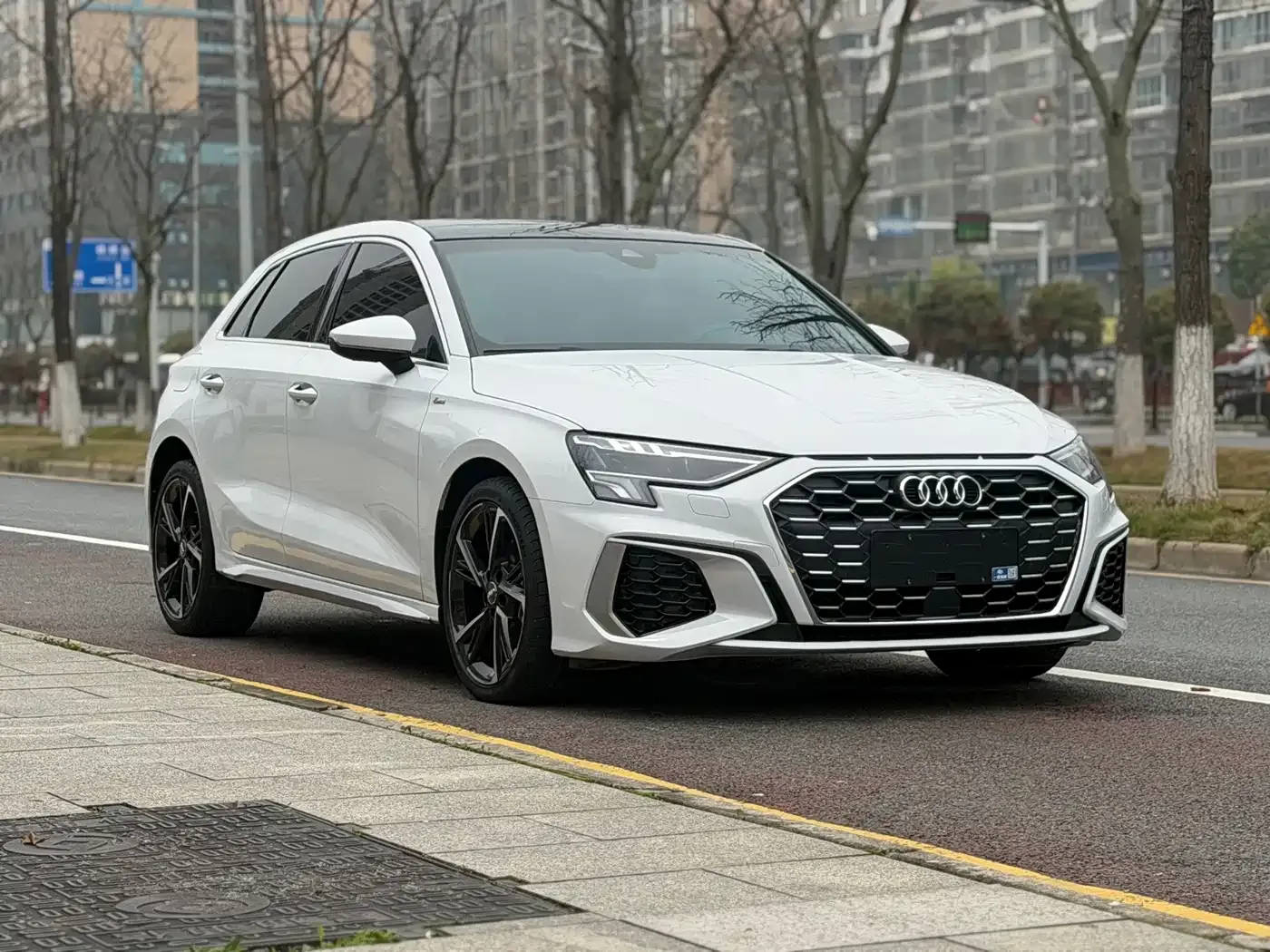 Audi A3 Sportback 35 TFSI Fashion Sport 2022 — фото 3