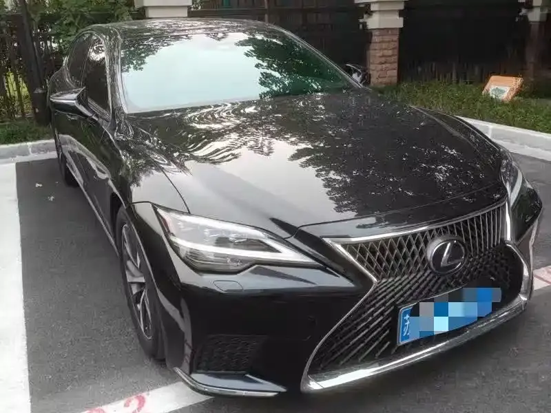 Lexus LS 500h Excellence Edition 2021