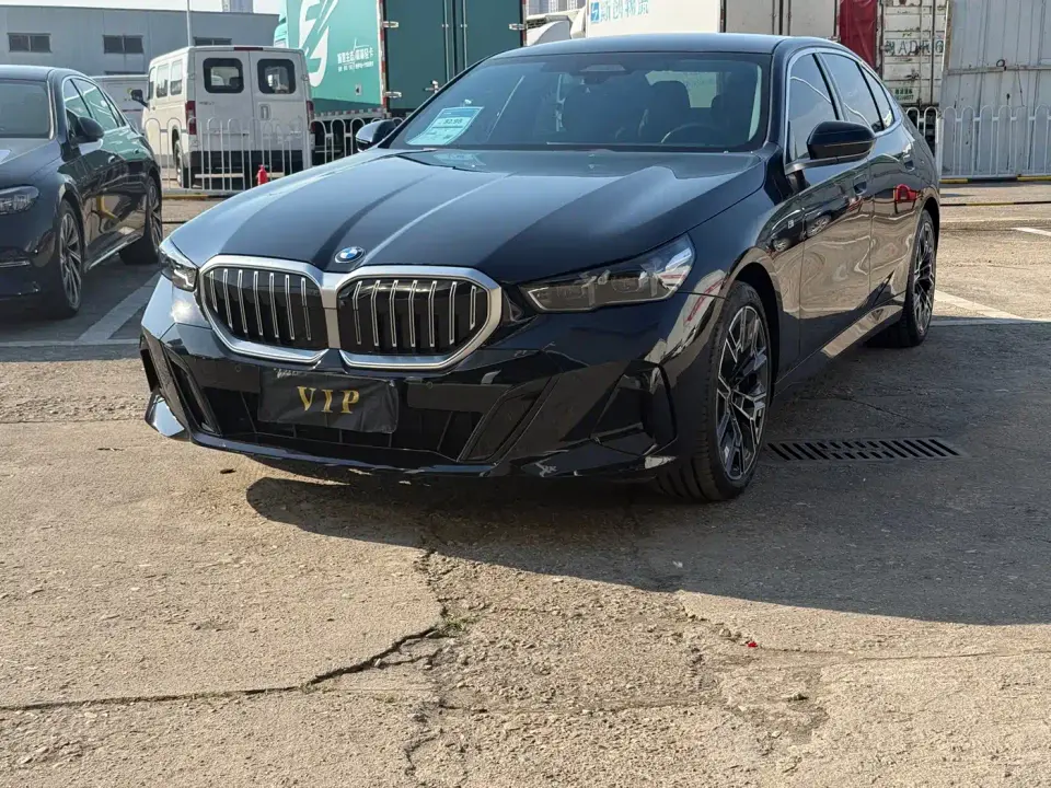 BMW 5 Series 530Li Premium M Sport Package 2025