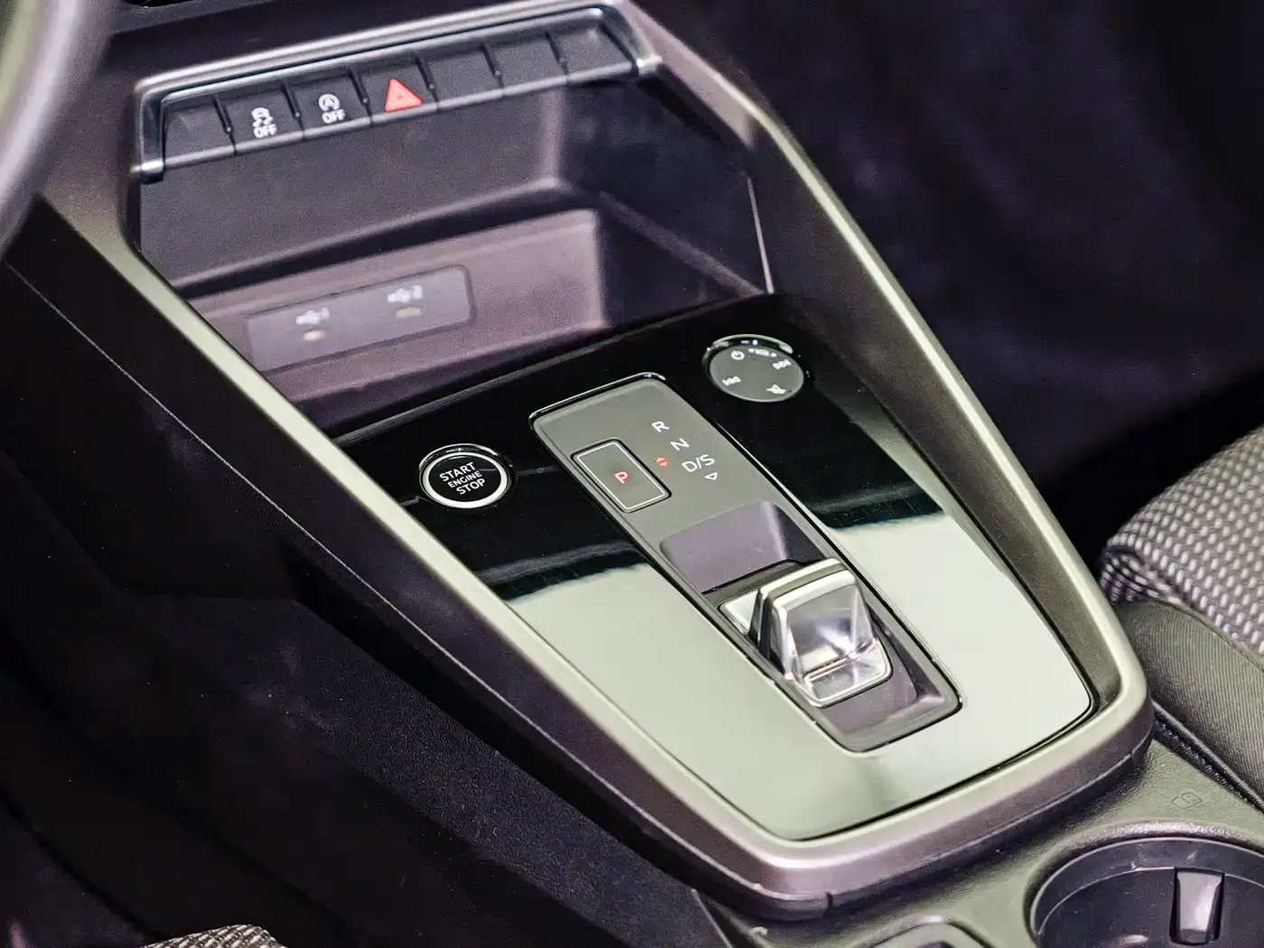 Audi A3 Model A3L Limousine 35 TFSI Progressive Sport 2024 — фото 14