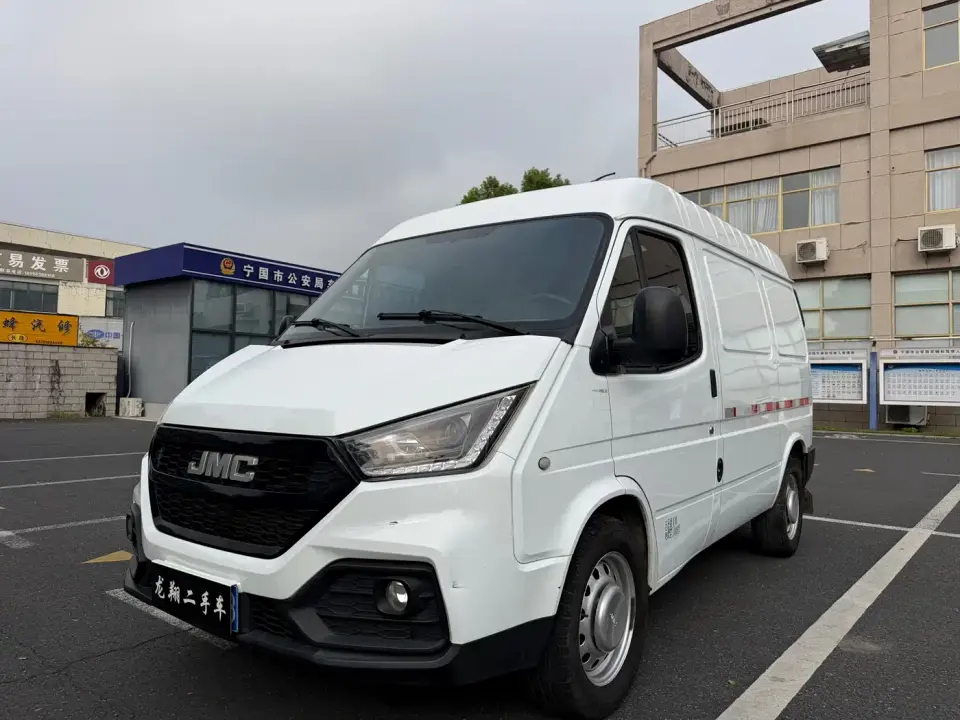 Jiangling Tesun 2.8T Space King Regular Short Wheelbase Medium-high Roof 3-seater Diesel China VI JX493 2023