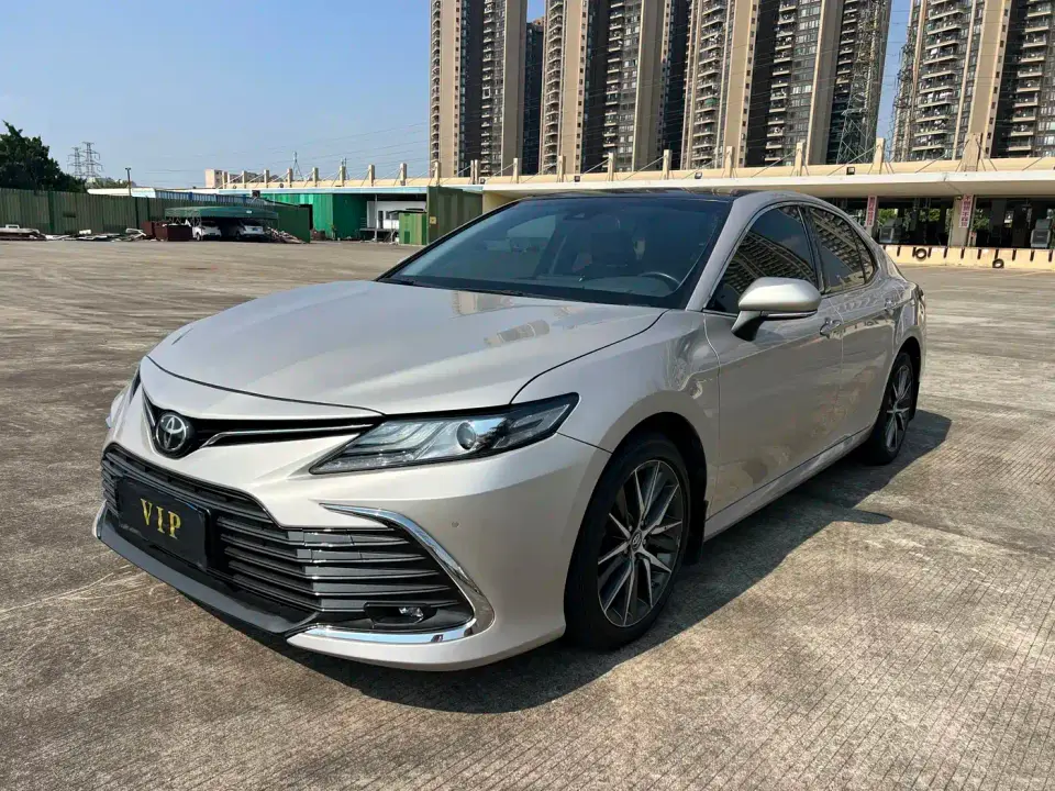 Toyota Camry 2.5G Luxury Edition 2022