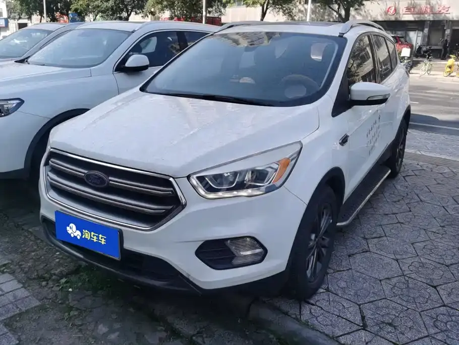 Ford Kuga EcoBoost 180 2WD Platinum Wing Edition China VI 2019