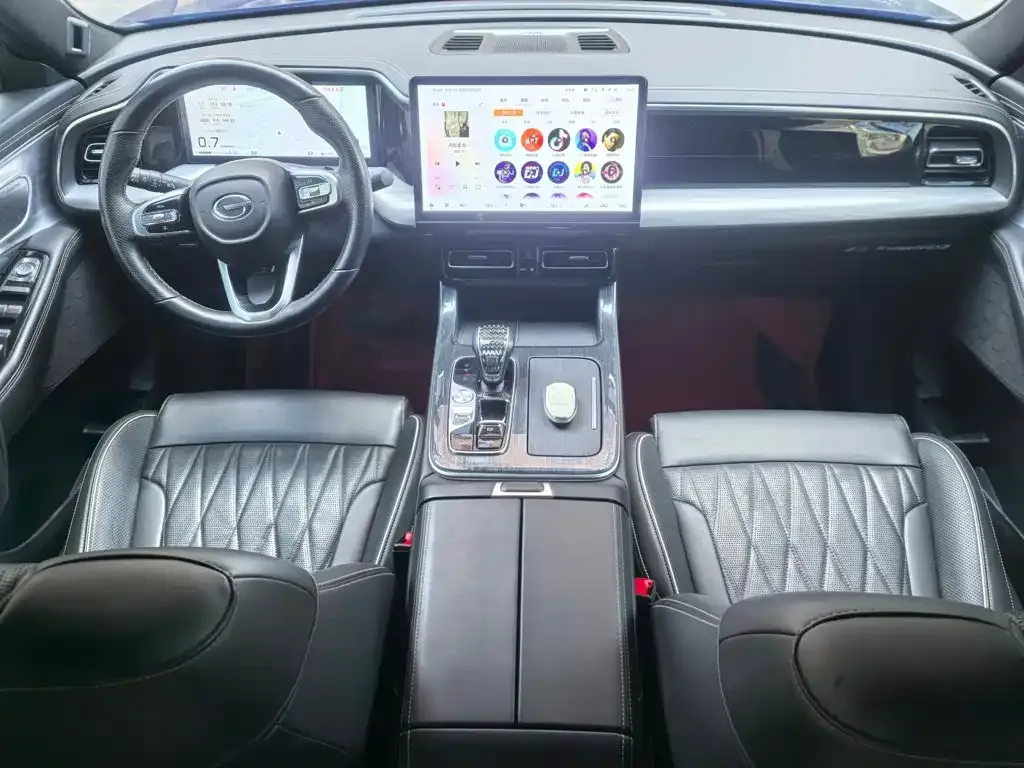 GAC Trumpchi GS8 Navigator Series 2.0TGDI 4WD Luxury Smart Connect Edition 2024 — фото 9