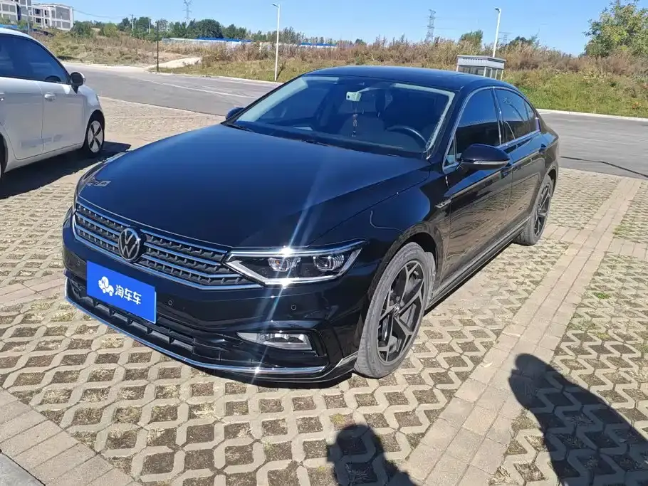 Volkswagen Magotan Model 2 Million Commemorative Edition 330TSI DSG Luxury 2023