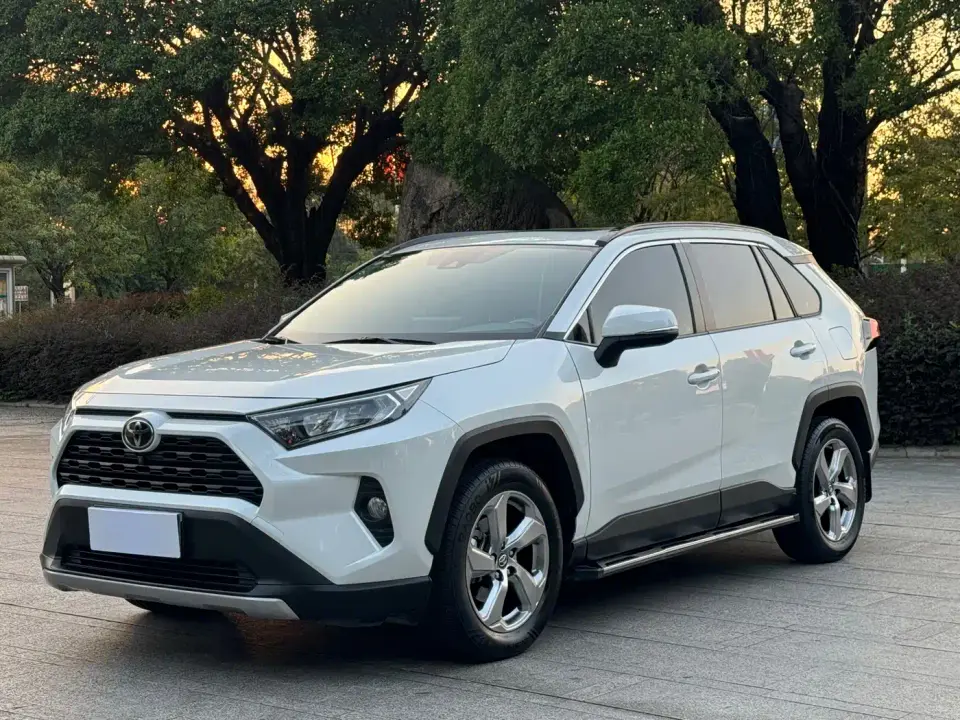 Toyota RAV4 Rongfang 2.0L CVT 2WD Trend PLUS 2022