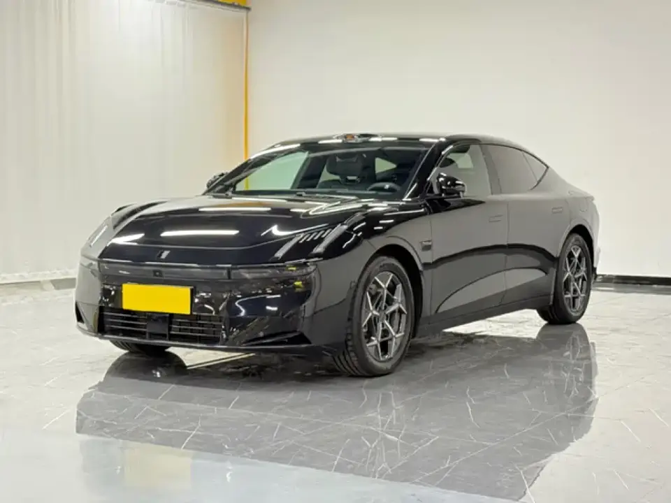 Lynk & Co 10 EM-P Facelift 120 AWD Ultra 2026