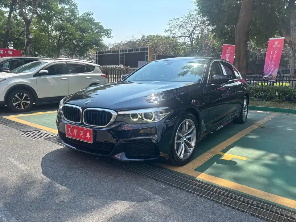 BMW 5 Series 525Li M Sport Package 2020