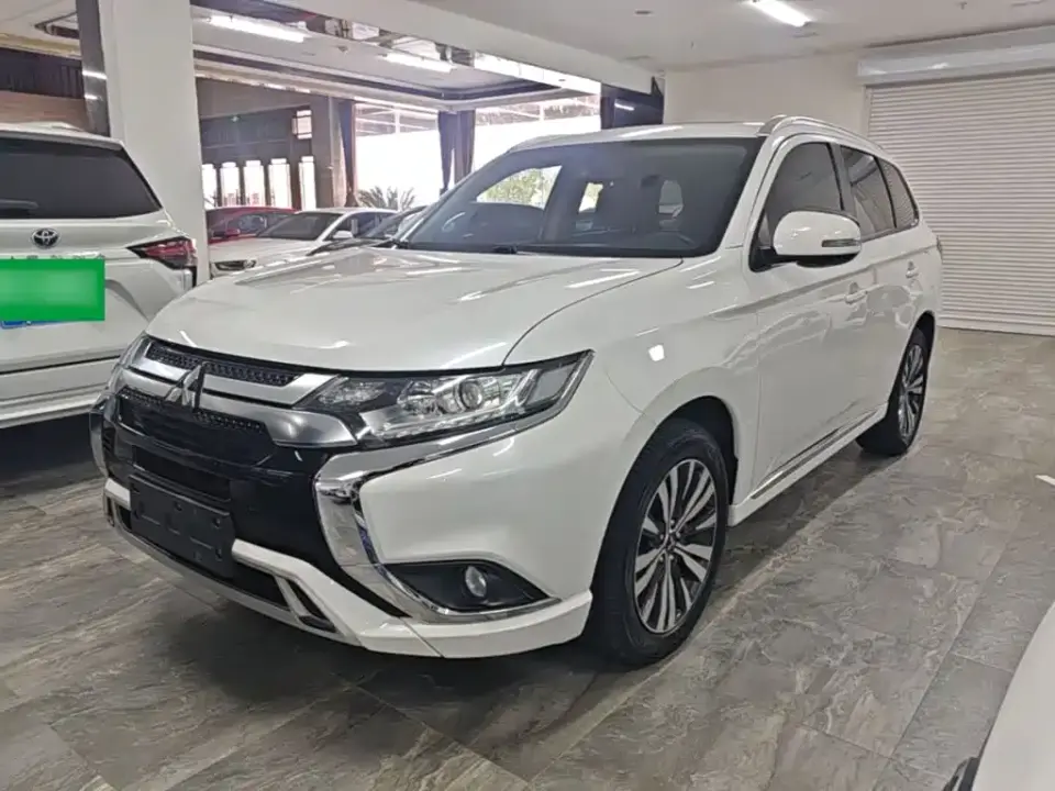 Mitsubishi Outlander 2.0L FWD Comfort Edition 5-seater 2021