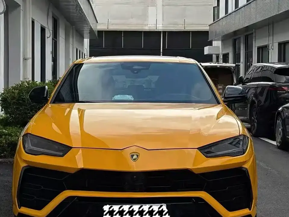 Lamborghini Urus 4.0T V8 2021